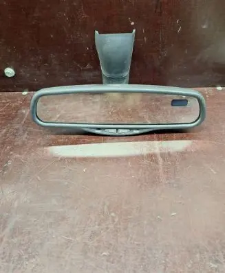KIA Sportage Rear view mirror (interior) E11015612