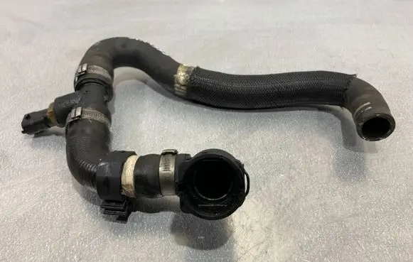 Alfa Romeo Stelvio Engine coolant pipe/hose 50548604