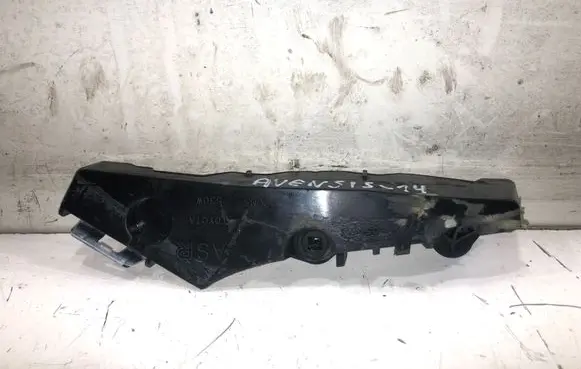 Toyota Avensis T270 Front bumper mounting bracket 5257705030