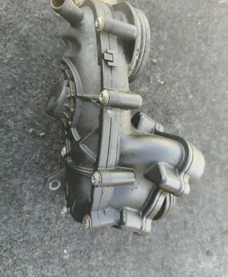 Thermostat/thermostat housing