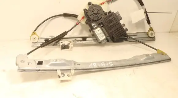 Citroen C4 I Picasso Front window lifting mechanism without motor 9682495680