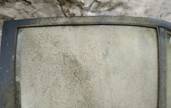 Mazda 626 Rear door window glass
