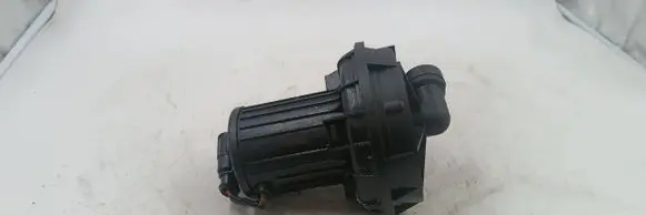 Volkswagen Golf IV Secondary air pump 06A959253B