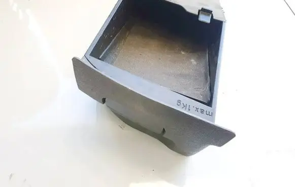 Audi A6 S6 C5 4B Glove box 70667r