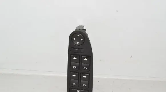 BMW 5 E39 Electric window control switch 6907110