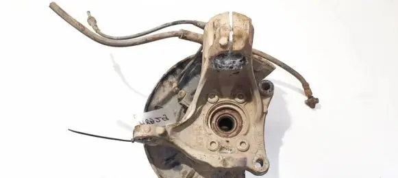 Volkswagen PASSAT B6 Front wheel hub