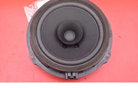 Ford Focus ST Subwoofer speaker AA6T18808CA