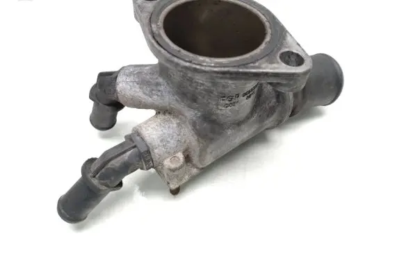 Opel Zafira B Thermostat/thermostat housing 55203388
