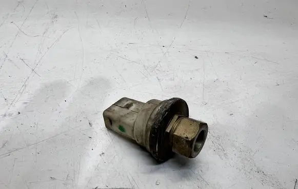 Audi A6 S6 C6 4F Air conditioning (A/C) pressure sensor 4F0959126A