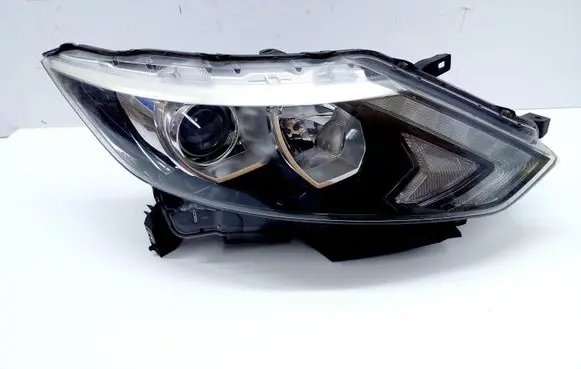 Nissan Qashqai Headlight/headlamp 10018014