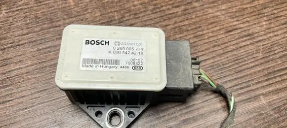 Volkswagen Crafter ESP acceleration yaw rate sensor 0265005774 A0065424218
