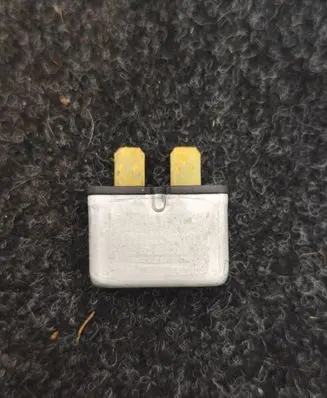 Audi TT Mk1 Other relay 443937105A