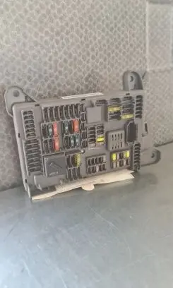 BMW X5 E70 Fuse box set 693168704 6931687