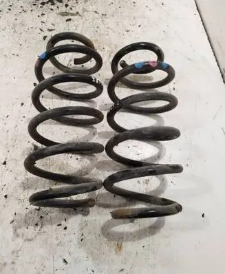 Toyota Auris E180 Rear coil spring