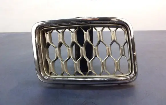 Jeep Grand Cherokee Front grill 5ZV11TRMAA