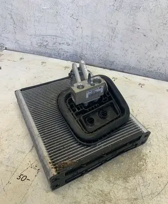 Mercedes-Benz CLA C117 X117 W117 Air conditioning (A/C) radiator (interior) 2468300084