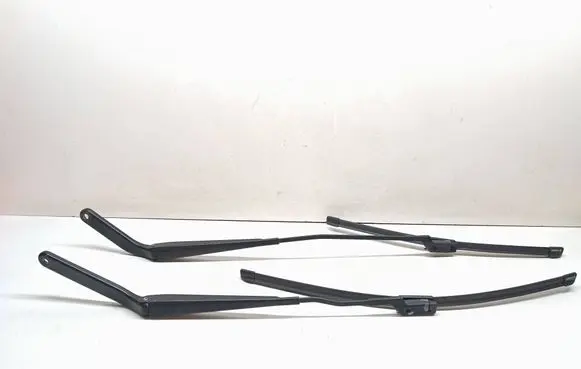BMW X5 E70 Front wiper blade arm 7294572 7294571