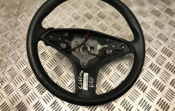 Mercedes-Benz C W204 Steering wheel A2044603303 306989199162AB