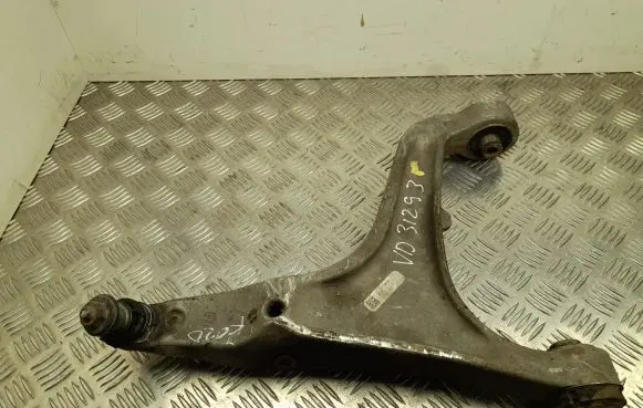 Maserati Ghibli Front lower control arm/wishbone 06700071790