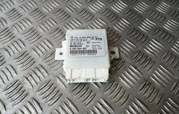 Mercedes-Benz C W204 Parking PDC control unit/module A2049009201 A2045450432 A2049020001