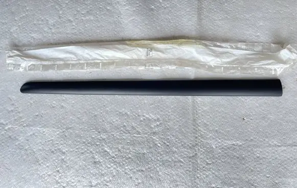 Citroen C3 Front door trim (molding) 9637992477 9637992477C