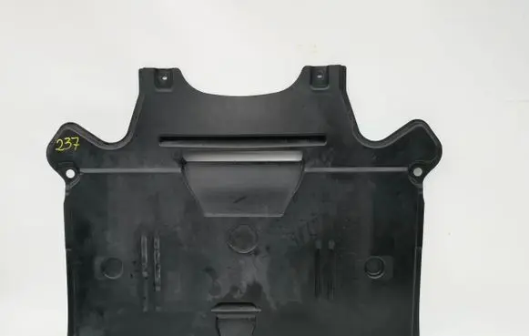 Audi A5 8T 8F Engine splash shield/under tray 8F0863822E