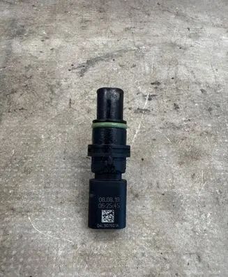 Audi A3 S3 8V Camshaft position sensor 04L907601A 080819 062545