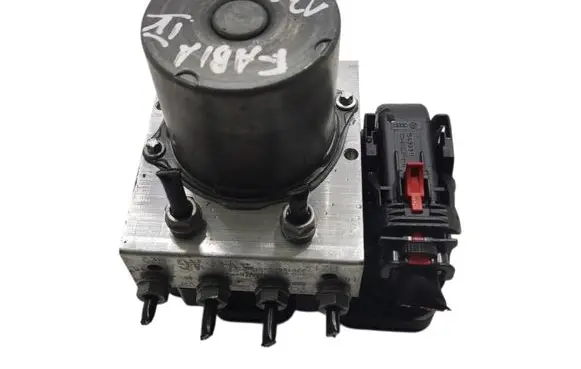 Skoda Fabia Mk4 (6VA) ABS Pump 2Q0614517AS 2Q0614517N