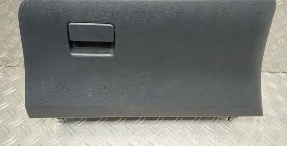 Toyota Yaris Glove box 555500D151 555500D171