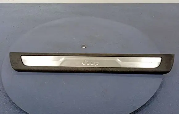 Jeep Grand Cherokee Foot area side trim 1NC80DX9AB