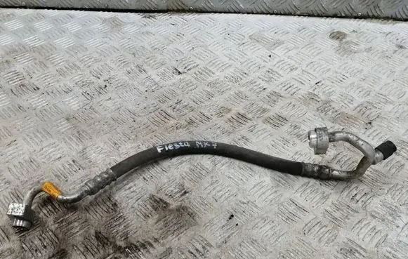 Air conditioning (A/C) pipe/hose