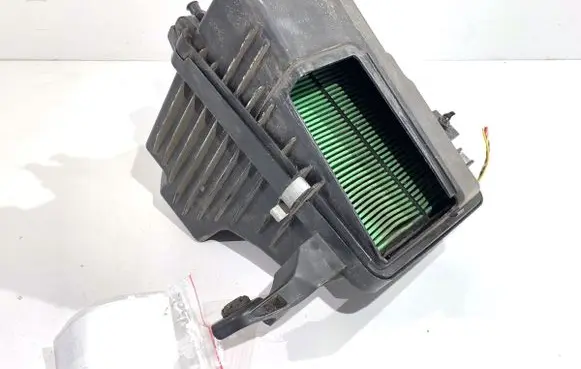 Nissan Qashqai Air filter box 4EF0A