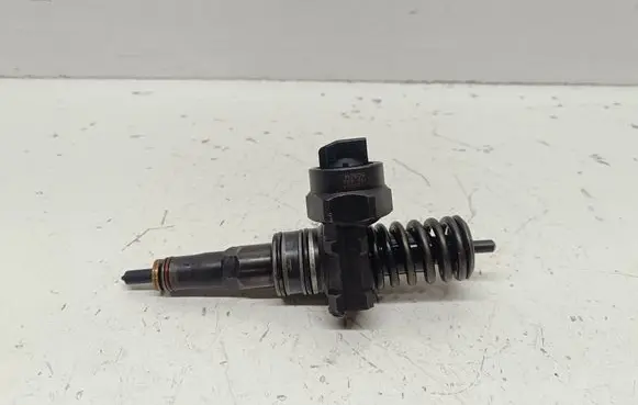 Ford Galaxy Fuel injector 038130073AC