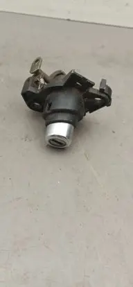 BMW 5 E34 Tailgate exterior lock 1946100