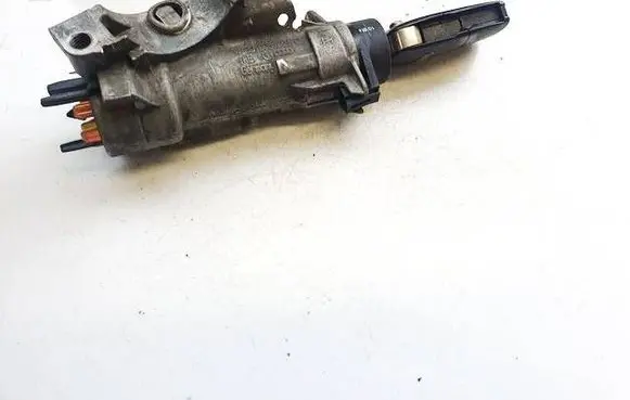 Audi A4 S4 B6 8E 8H Ignition lock 4B0905851C