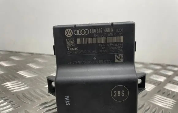 Audi Q5 SQ5 Gateway control module 8R0907468N 8R0907468C