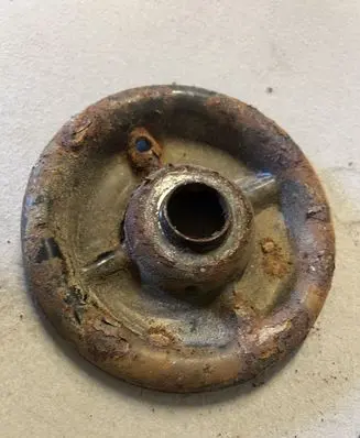 Coil spring mount