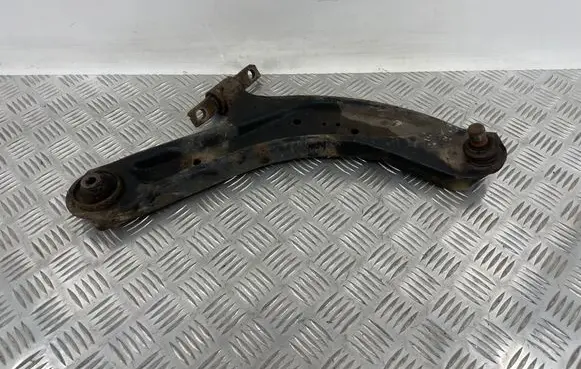 Nissan X-Trail T32 Front lower control arm/wishbone