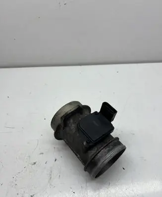 Audi A6 S6 C5 4B Mass air flow meter 059906461D AFH7025C