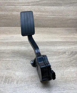 Subaru Outback (BS) Accelerator throttle pedal 1988009420 36010AL020 07S31C00046