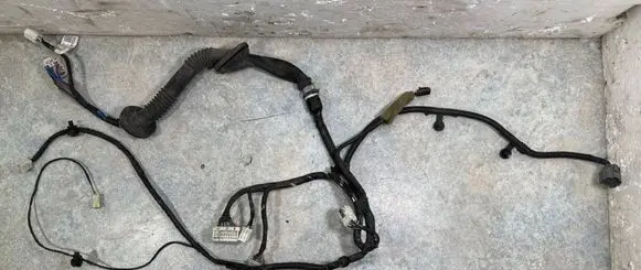 Subaru Forester SJ Front door wiring loom/harness boot 81820SG541