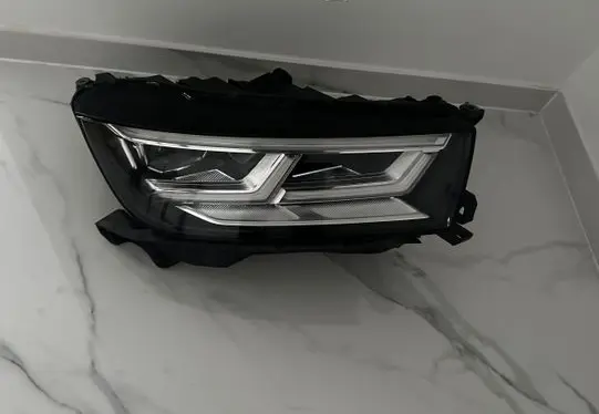 Audi Q5 SQ5 Headlight/headlamp 80A941774 14A6350