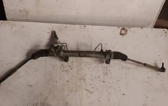 Toyota Corolla Verso AR10 Steering rack