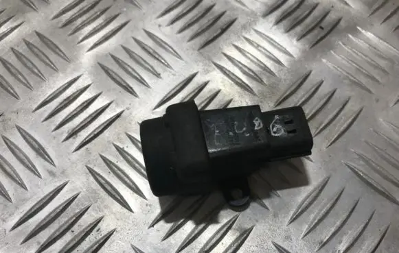 Citroen Xsara Picasso Fuel cut-off switch 1477226080 f024184j6