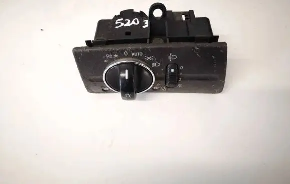 Mercedes-Benz E W211 Light switch 2115450304 04056020
