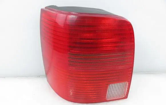 Volkswagen PASSAT B5 Rear/tail lights 3B9945111F