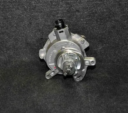 Ford Fiesta Vacuum pump BM5G2A451EC