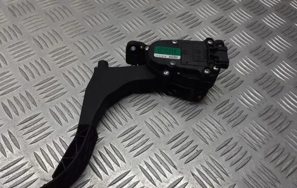 Skoda Fabia Mk2 (5J) Accelerator pedal position sensor 6Q1721503M
