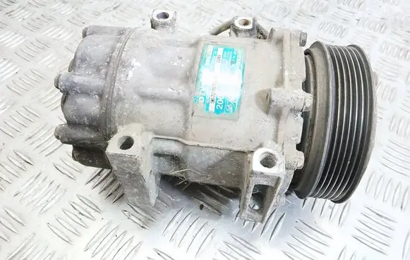 Ford Focus C-MAX Air conditioning (A/C) compressor (pump) 9672707324 3M5H19D629HB