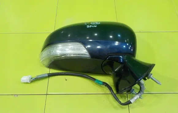 Toyota Avensis T270 Front door electric wing mirror PRAWE 18AB29